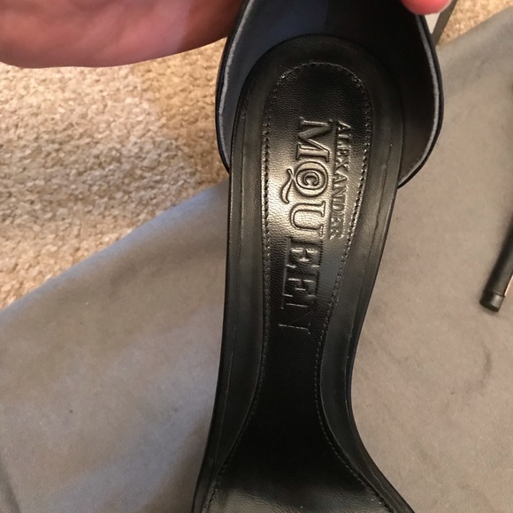 Alexander McQueen 39 1/2 9.5 - Picture 7 of 8